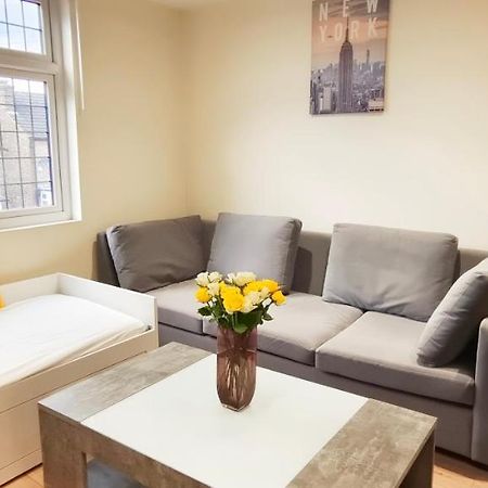 First Floor Flat 1 Northwood Διαμέρισμα Λονδίνο Εξωτερικό φωτογραφία