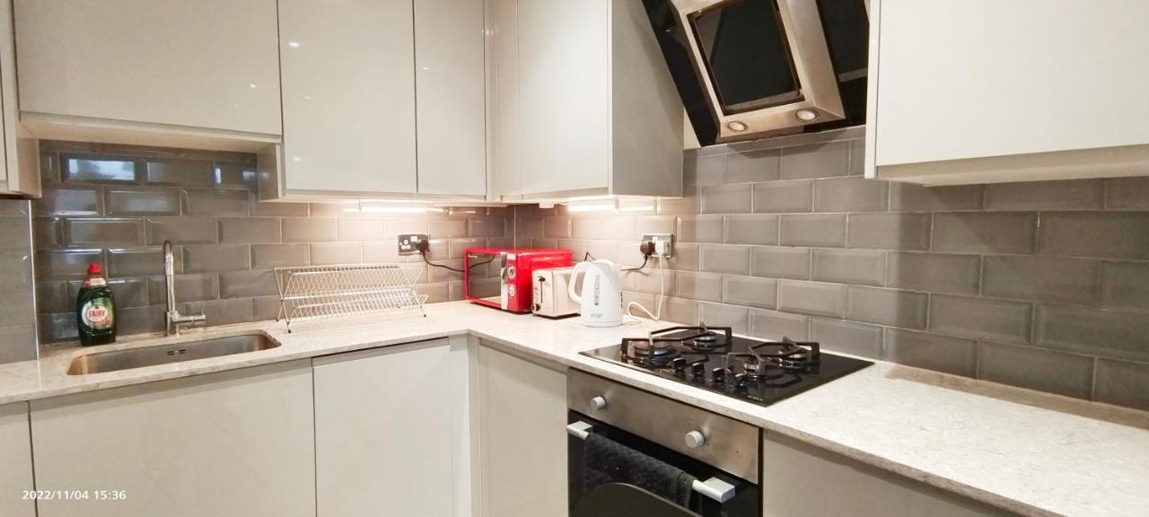 First Floor Flat 1 Northwood Διαμέρισμα Λονδίνο Εξωτερικό φωτογραφία
