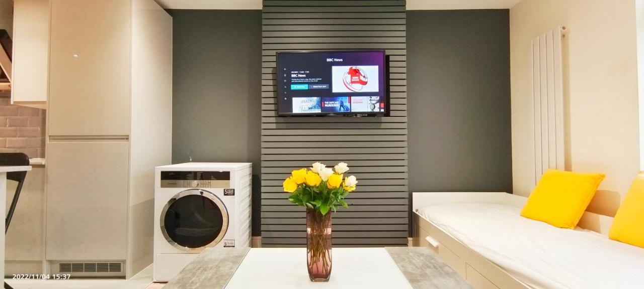 First Floor Flat 1 Northwood Διαμέρισμα Λονδίνο Εξωτερικό φωτογραφία