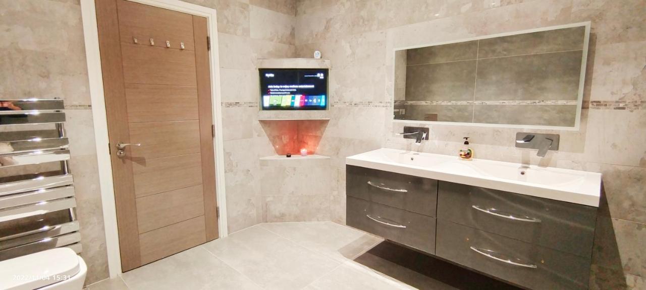 First Floor Flat 1 Northwood Διαμέρισμα Λονδίνο Εξωτερικό φωτογραφία