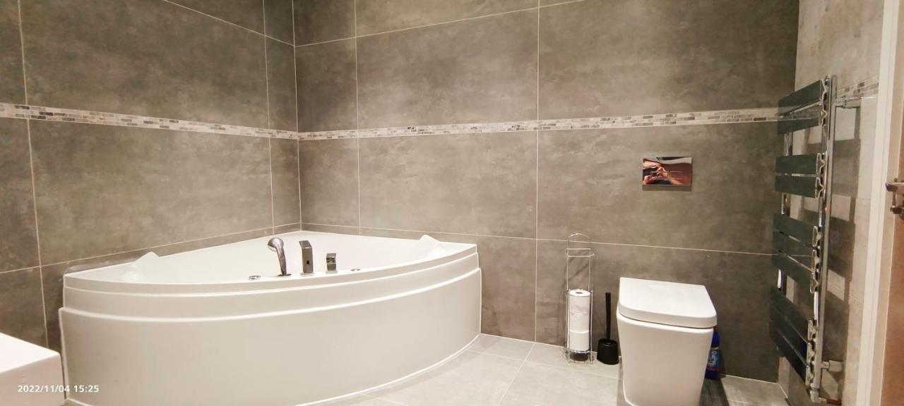 First Floor Flat 1 Northwood Διαμέρισμα Λονδίνο Εξωτερικό φωτογραφία